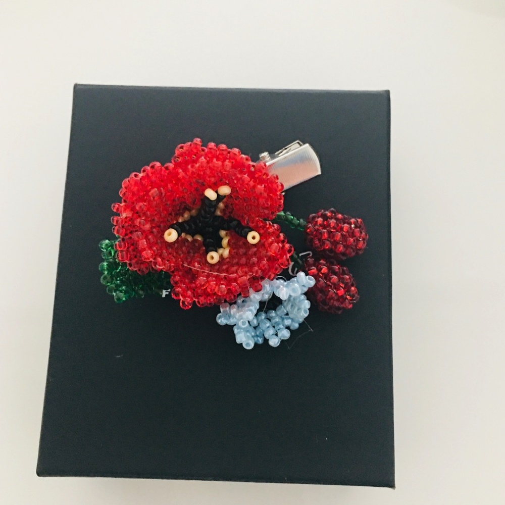 Women’s Hair Accessories / brooch  handmade.